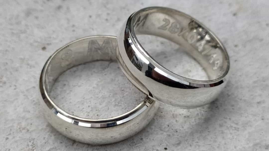 Anillos de plata discount para parejas grabados